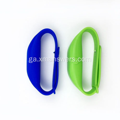 Bracelet Méid Taistil Inchaite Leachtacha Silicone Inaistrithe